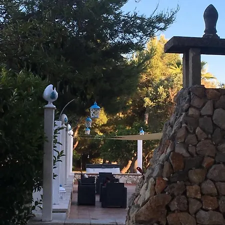 Tenuta L'alba Di Monte Matino Agroturismo *